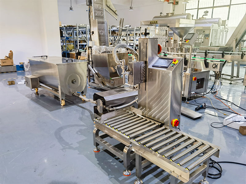 大型化工液體灌裝設備